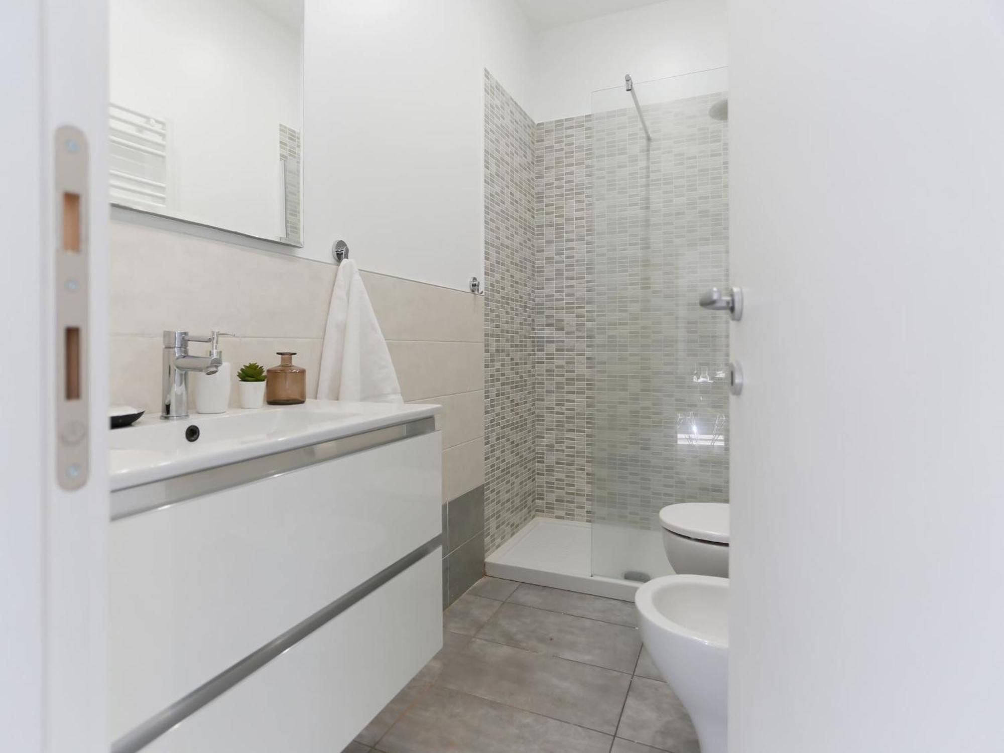 Apartment The Rent - Spacious Two Bedrooms Near Porta Romana *